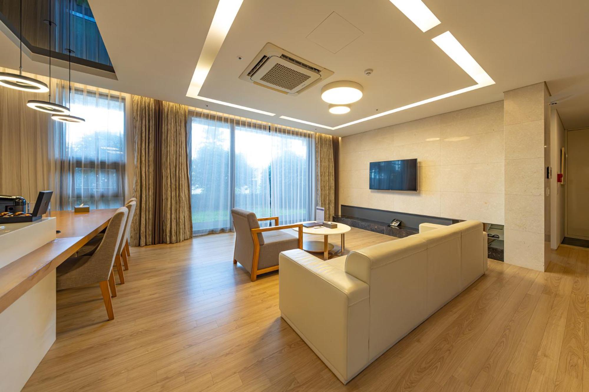 סאוגוויפו Velum Resort מראה חיצוני תמונה